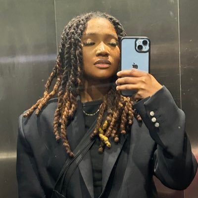 mostweirdgyal's profile picture