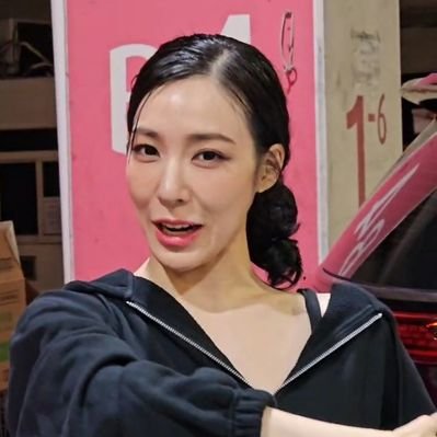 _tiffany_y's profile picture