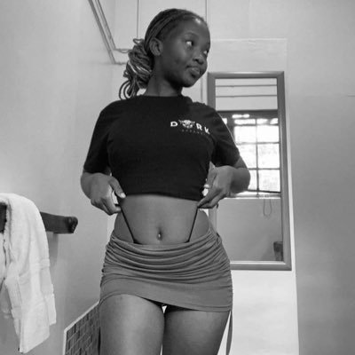 MbuzaSphesihle's profile picture