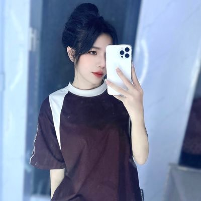 Nhi Nhi's profile picture