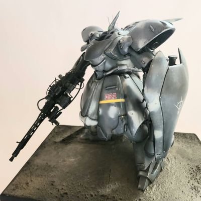 陸ギラ's profile picture