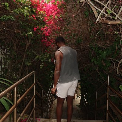 ZWALT_21's profile picture