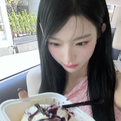 luna's profile picture