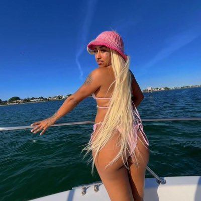 BriChiefcrue's profile picture