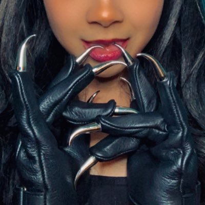 Madam Poppi Diosa's profile picture