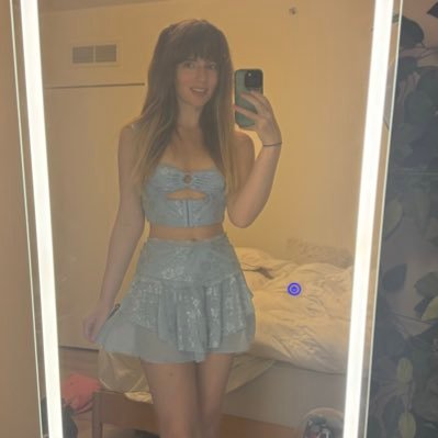 pxielovee's profile picture