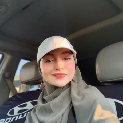 Yomna's profile picture