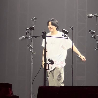 Y's profile picture