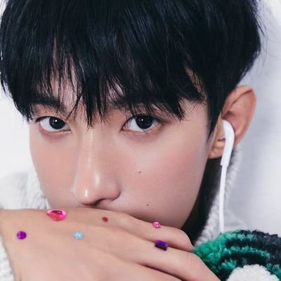 둥이🤍's profile picture