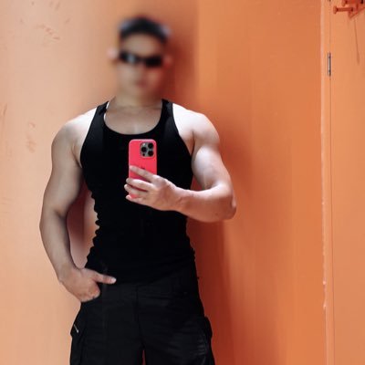 YDFHF97924345's profile picture