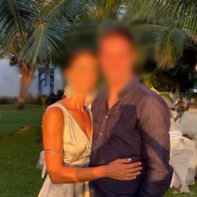 couple sharing smiles's profile picture