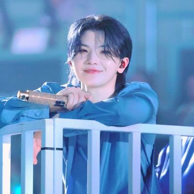๐ช๐ข๐ข๐ญ๐๐ญ๐.'s profile picture