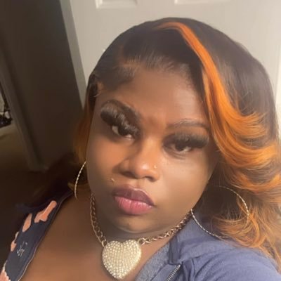 CeceFineAss🏳️⚧️'s profile picture