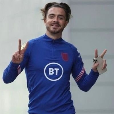 denizgrealish's profile picture