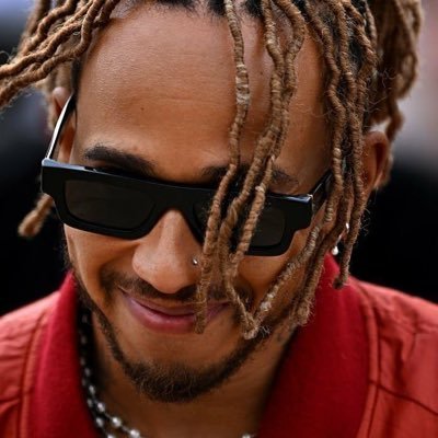 lewsarchive's profile picture
