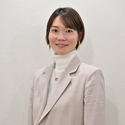 藤岡麻菜美's profile picture