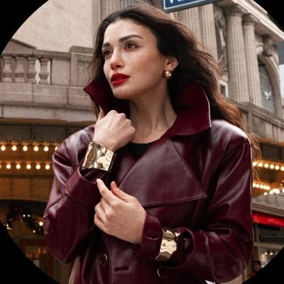Özge Yağız Etkinlik's profile picture