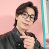 v 的头像