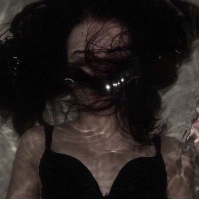 edelwyd's profile picture