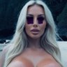 𝕖𝕞𝕡𝕥𝕪𝔾𝕒𝕥𝕠𝕣𝕒𝕕𝕖𝕓𝕠𝕥𝕥𝕝𝕖's profile picture