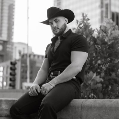 José Esparza's profile picture