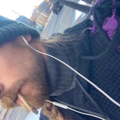 🌻Hermit El'Johnson🌻's profile picture