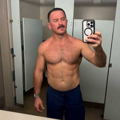 James 🇺🇸👨🏻‍🚒🔥✈️🤙🏼's profile picture