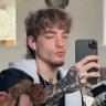 Lou profil fotoğrafı