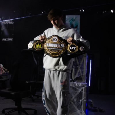 Fancy214_'s profile picture