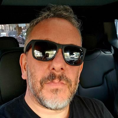SrMondiola's profile picture