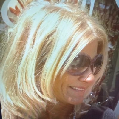 CarmenRevista's profile picture