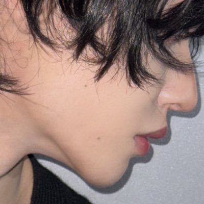 b_1bin0302's profile picture