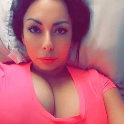 Rubylla_'s profile picture