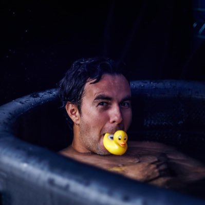 val¹¹'s profile picture