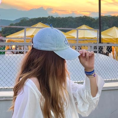 黄珍妮⁷𐐪𐑂 🎀🧸 ྀི's profile picture