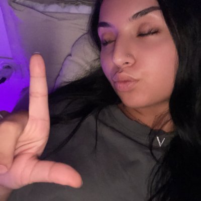 $yara يارا's profile picture