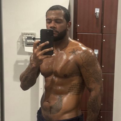 robert's profile picture