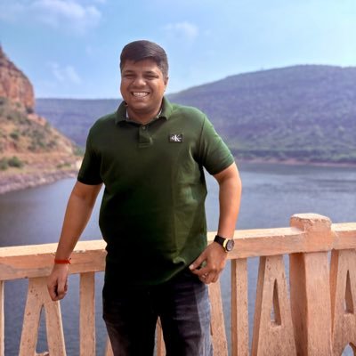 Sowmith Yakkati's profile picture