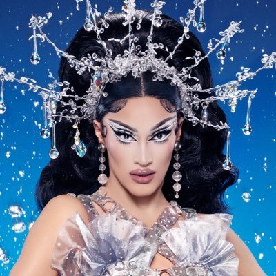 Jewels Sparkles's profile picture