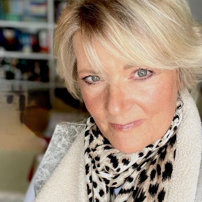 JaneJohnsonBakr's profile picture