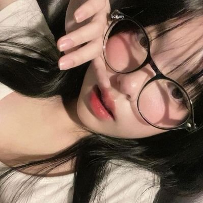 anisa hapsari's profile picture