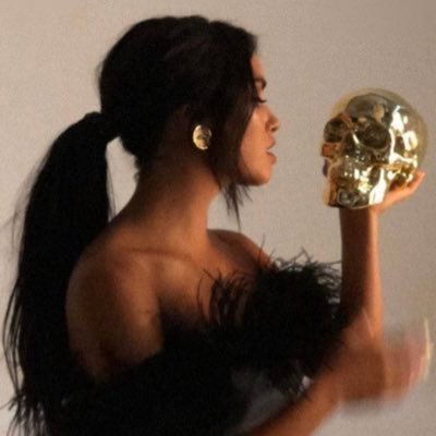 ⛥ insane's profile picture