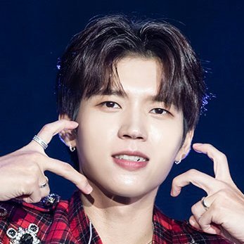 左邊勇訓右邊優賢:我在中間's profile picture