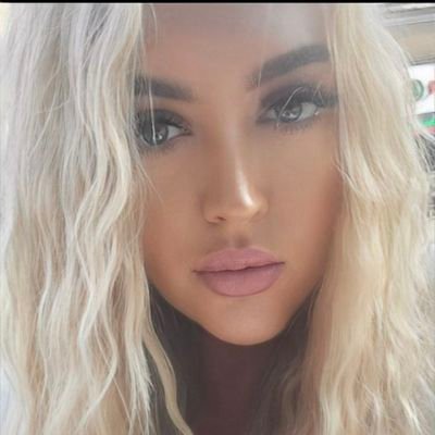 Ava 🤍's profile picture
