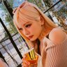 Profilbild von ᅟ🐰 ° • . · ᅟᅟ