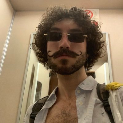 mnlav_'s profile picture