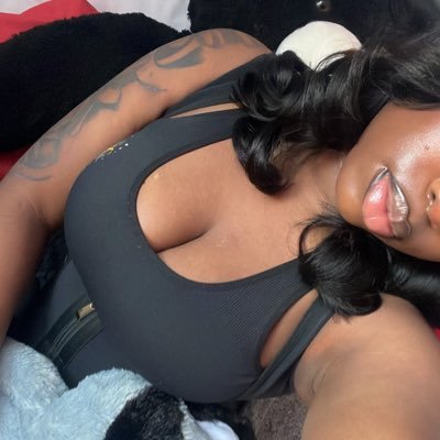 Miss Serenity🎀 | Findom | Domme | SugaBaby | NYC's profile picture