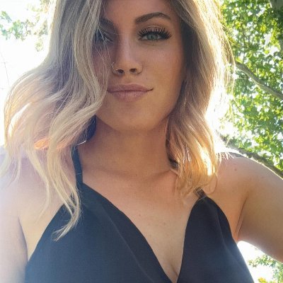 Chloe Kline 💙's profile picture