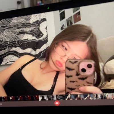 lily ☁️'s profile picture