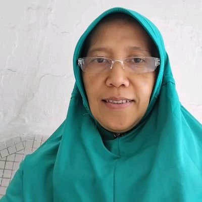 esteW's profile picture